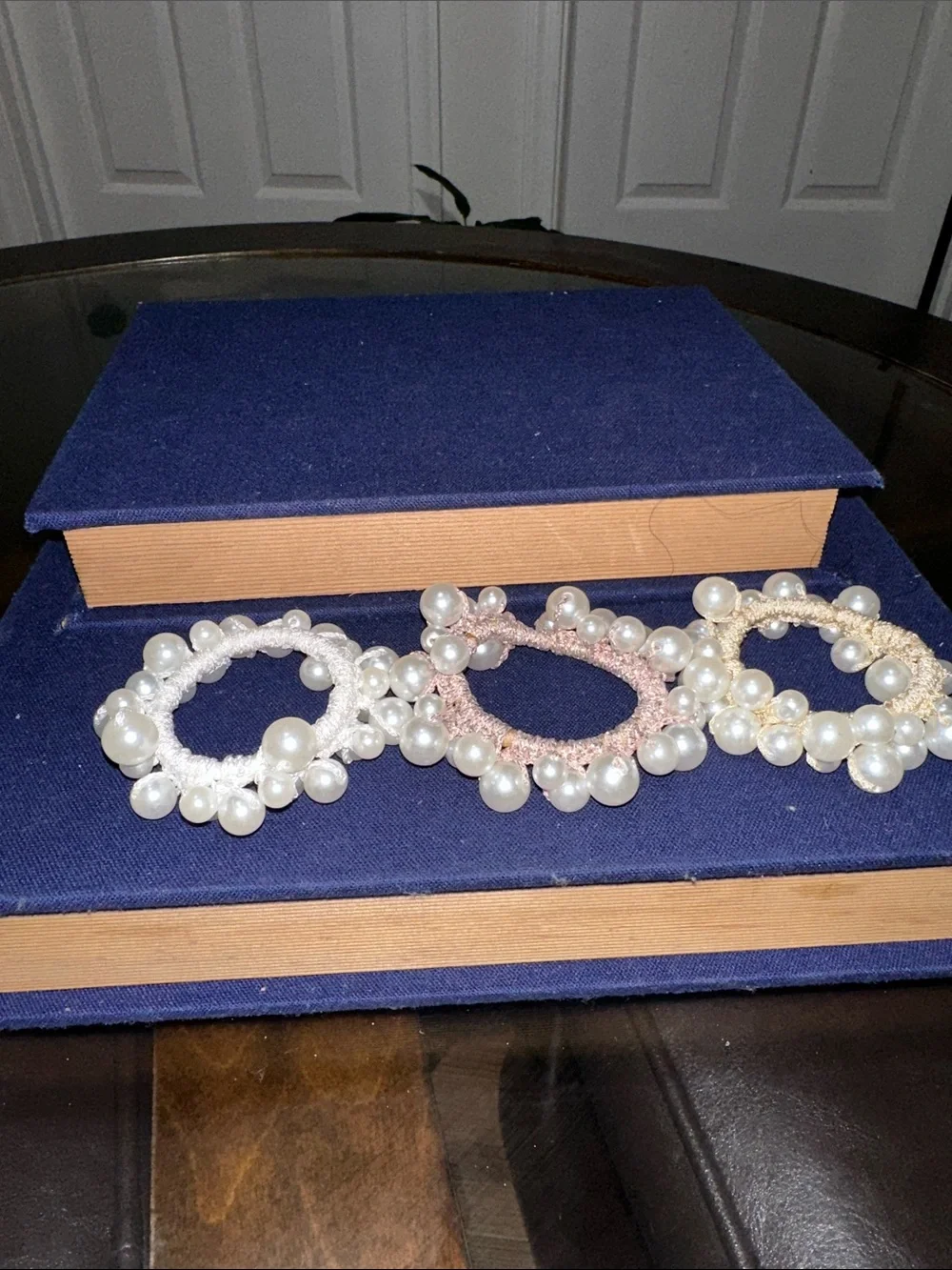 Pearl-Embellished Elastic Hair Ties - Set of 3